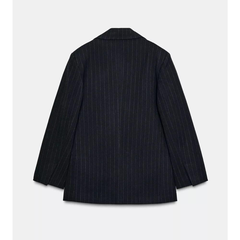 TREND NWT ZARA 2025 PINSTRIPE BLAZER size M
🚨firm price no discount - Picture 15 of 16